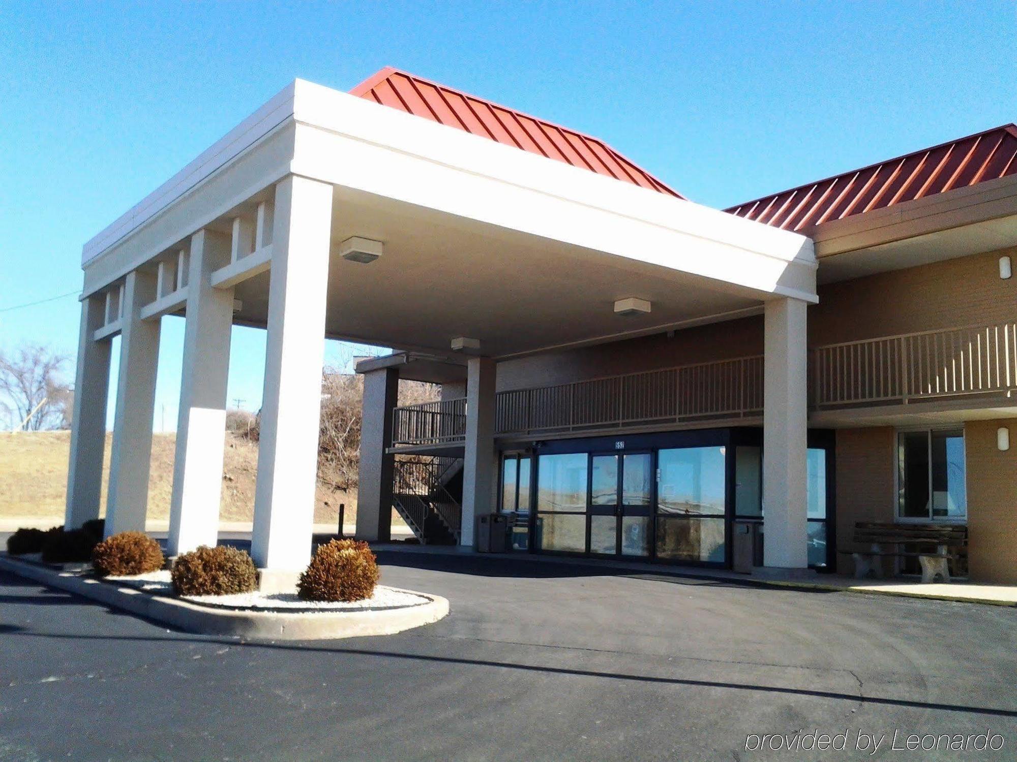 Americas Best Value Inn - Collinsville / St. Louis Exterior foto